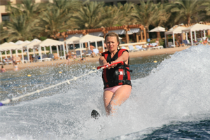 ~/Root_Storage/AR/EB_List_Page/water_skiing-0.png